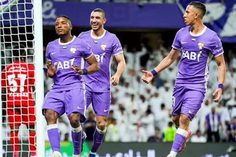  قمة قد تحسم اللقب.. رامي ربيعة يقود تشكيل العين أمام الشارقة بالدوري الإماراتي